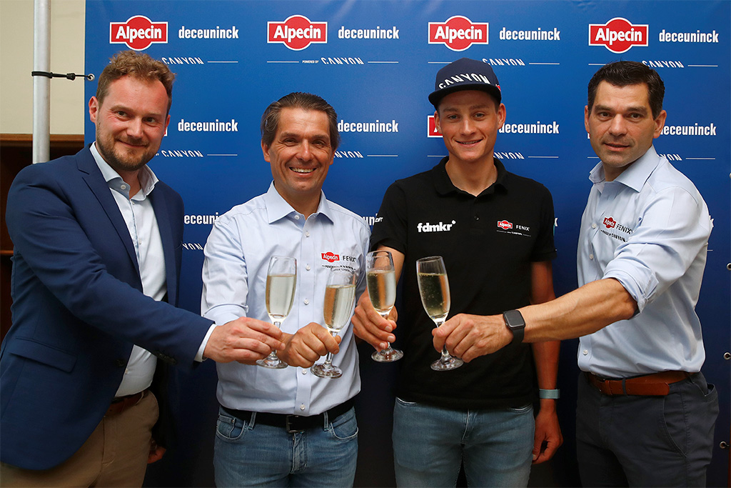 Alpecin-Fenix to become Alpecin-Deceuninck and official World Tour-candidate