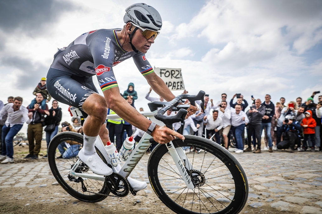 Mathieu van der Poel- Alpecin Deceuninck